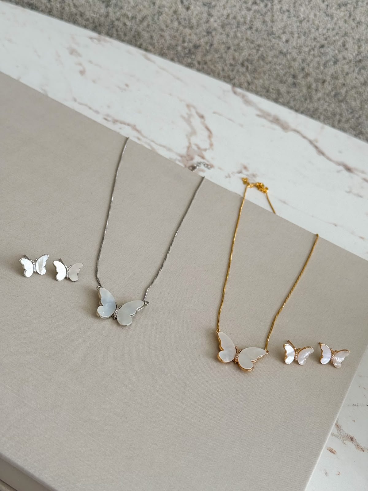 Conjunto Colar e Brincos Borboleta - Imagem 4